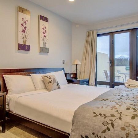 Lakefront Luxury Penthouse Central Queenstown Eksteriør bilde