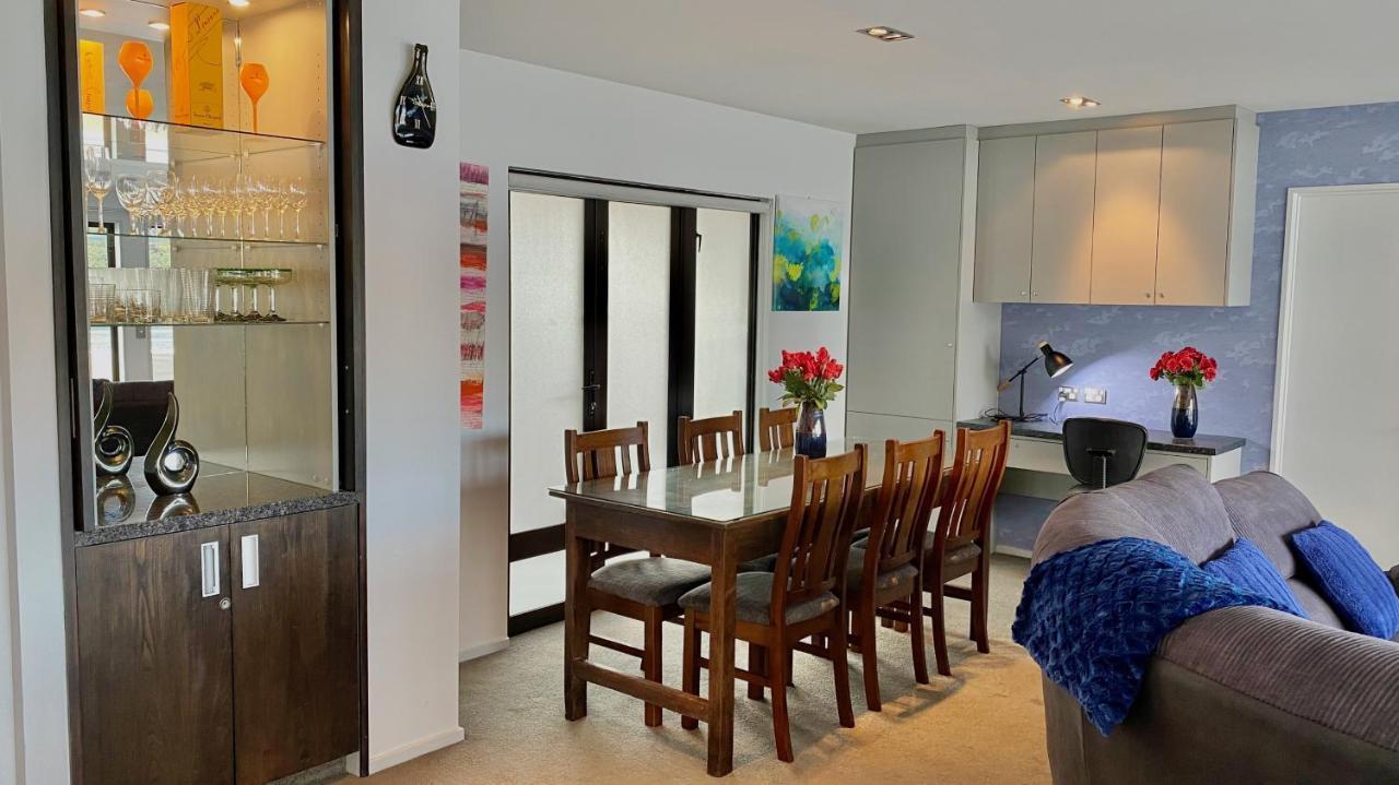 Lakefront Luxury Penthouse Central Queenstown Eksteriør bilde