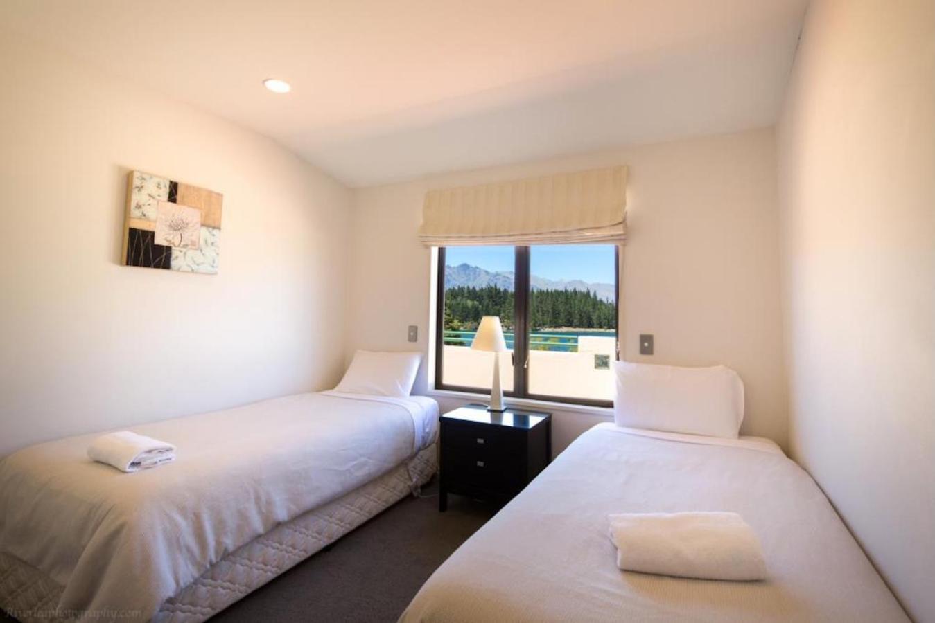 Lakefront Luxury Penthouse Central Queenstown Eksteriør bilde